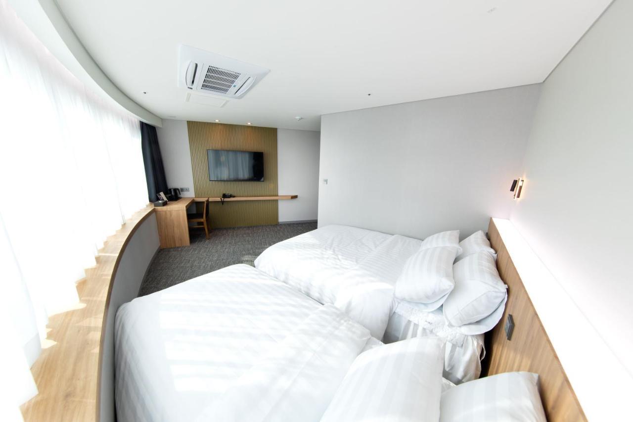 Olympic Parktel Khách sạn 3*