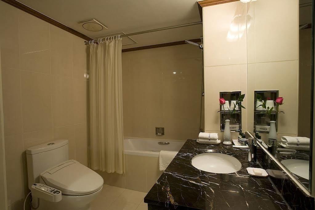 Khách sạn Olympic Parktel 3*